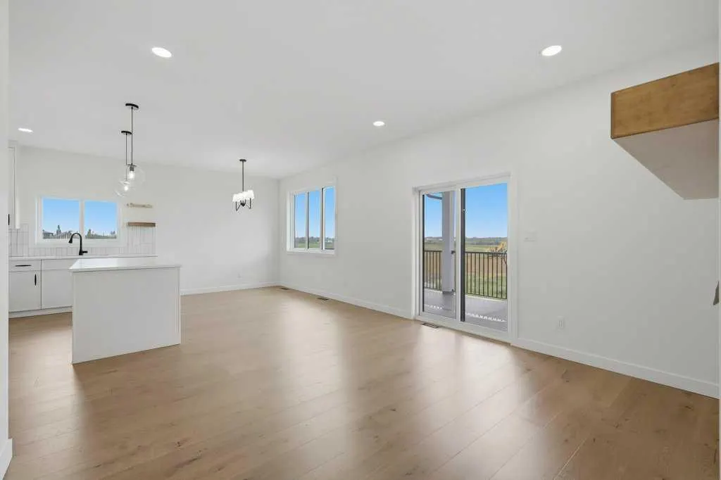 37 Maclean Close
