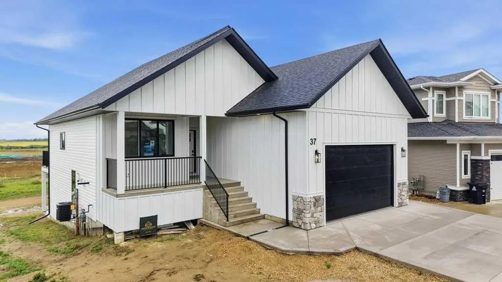 37 Maclean Close
