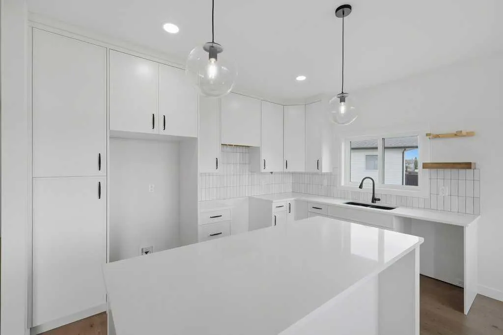 37 Maclean Close