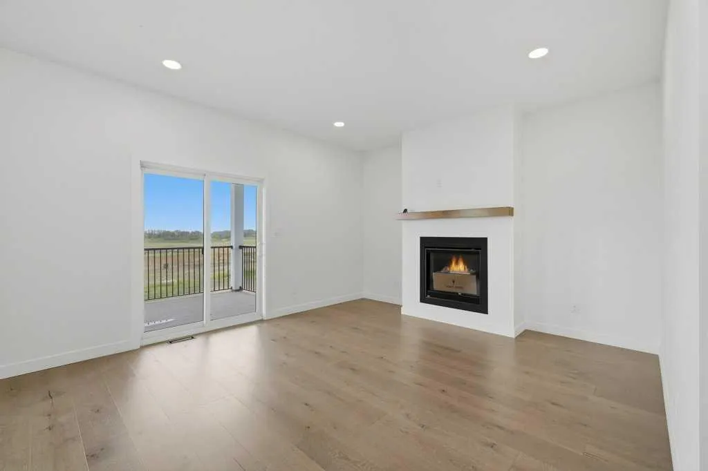 37 Maclean Close