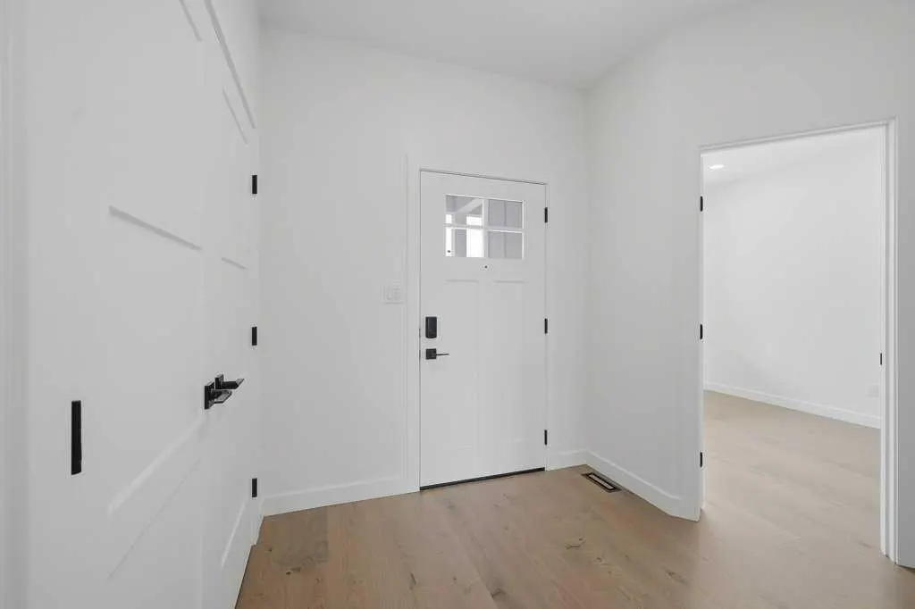 37 Maclean Close