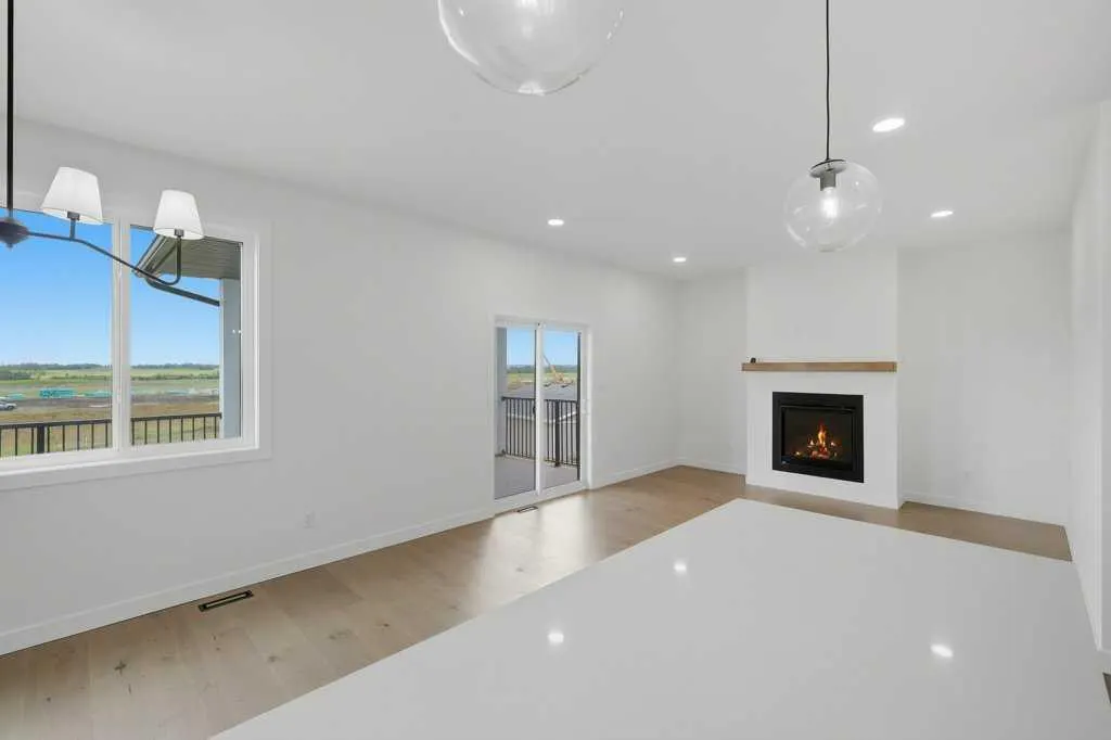 37 Maclean Close