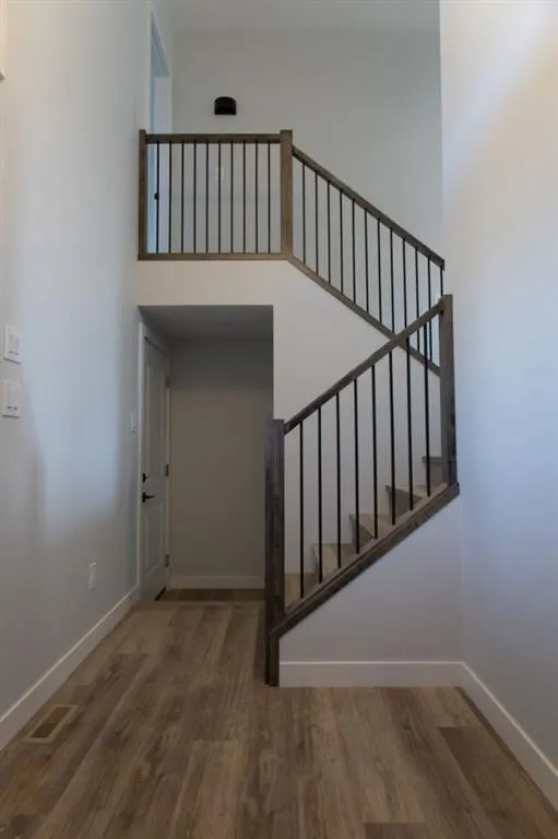 8 Henner's Place