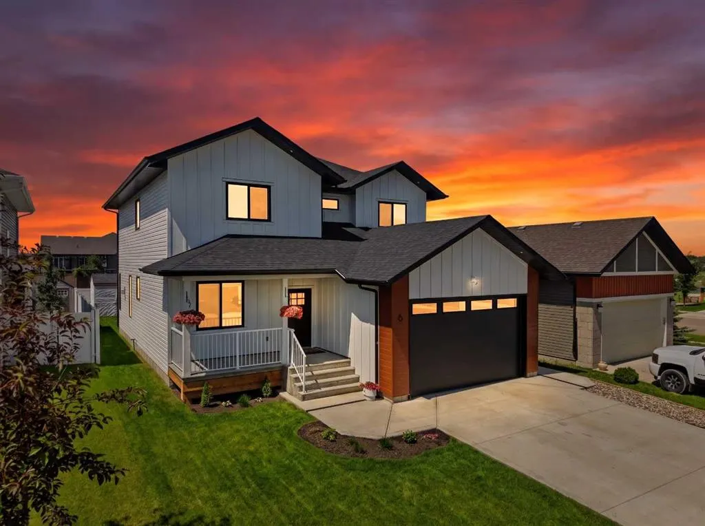 6 Mitchell Crescent