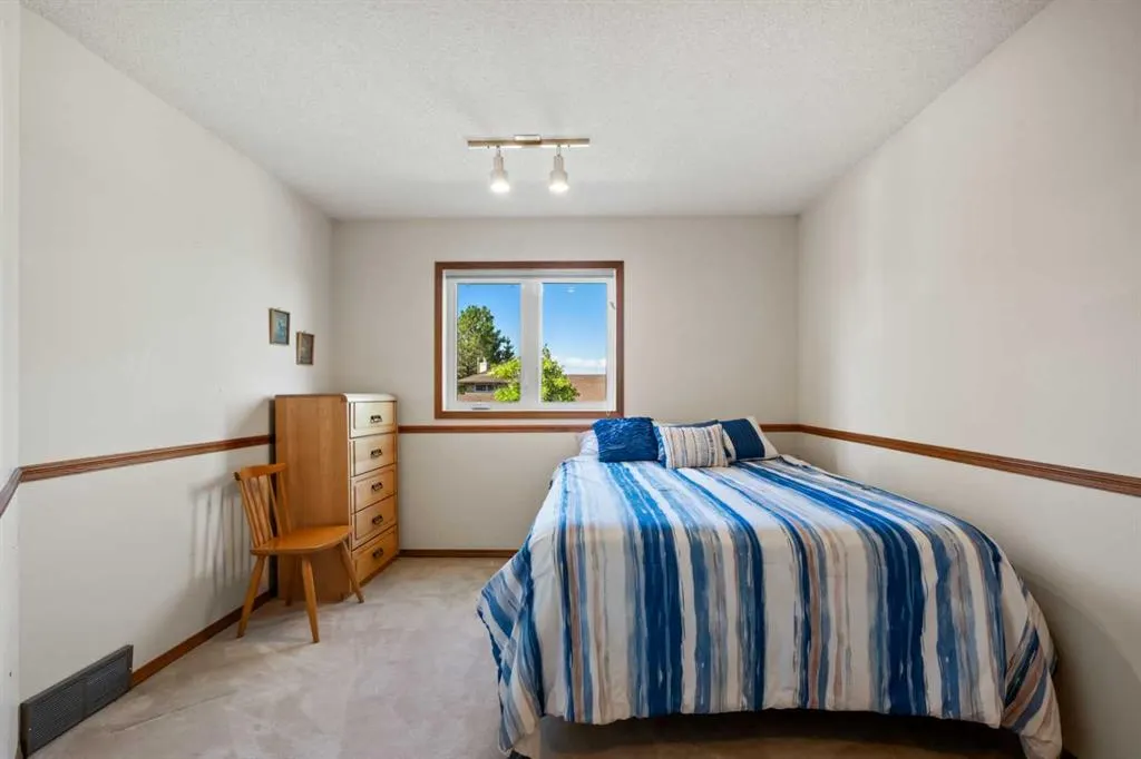 20 Edendale Crescent NW