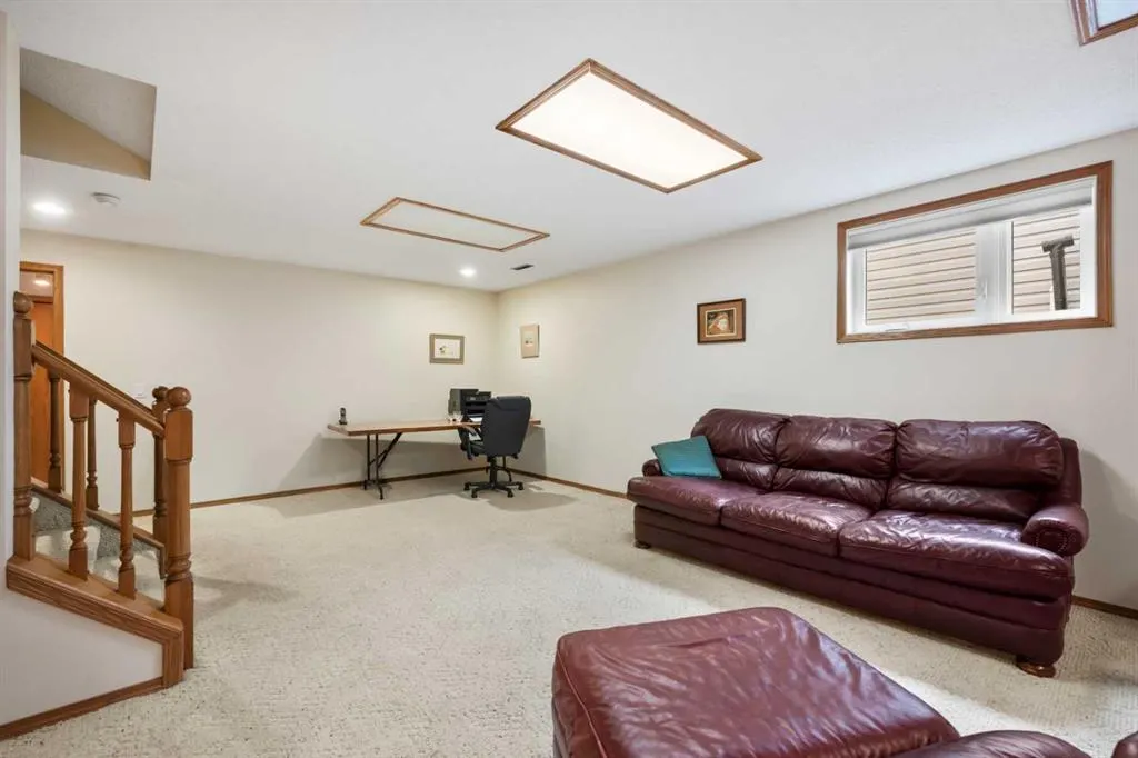 20 Edendale Crescent NW