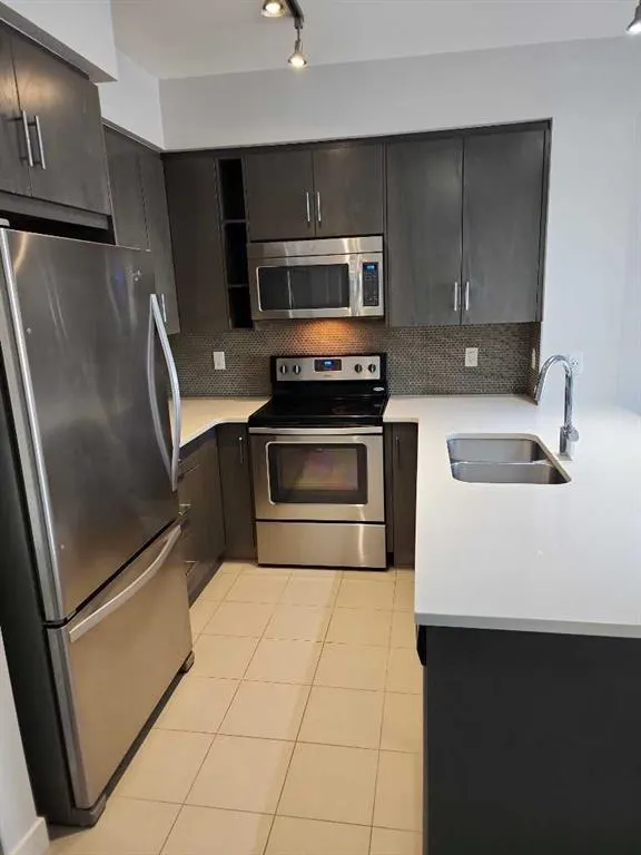 25 Auburn Meadows Avenue SE #223