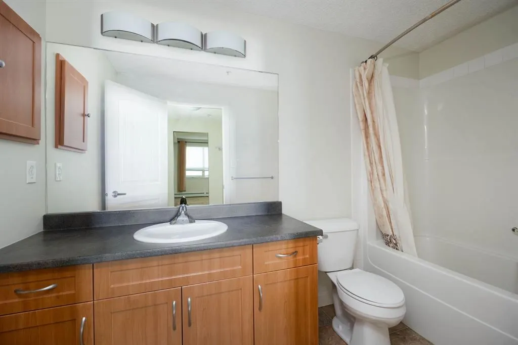 136C Sandpiper Road #606