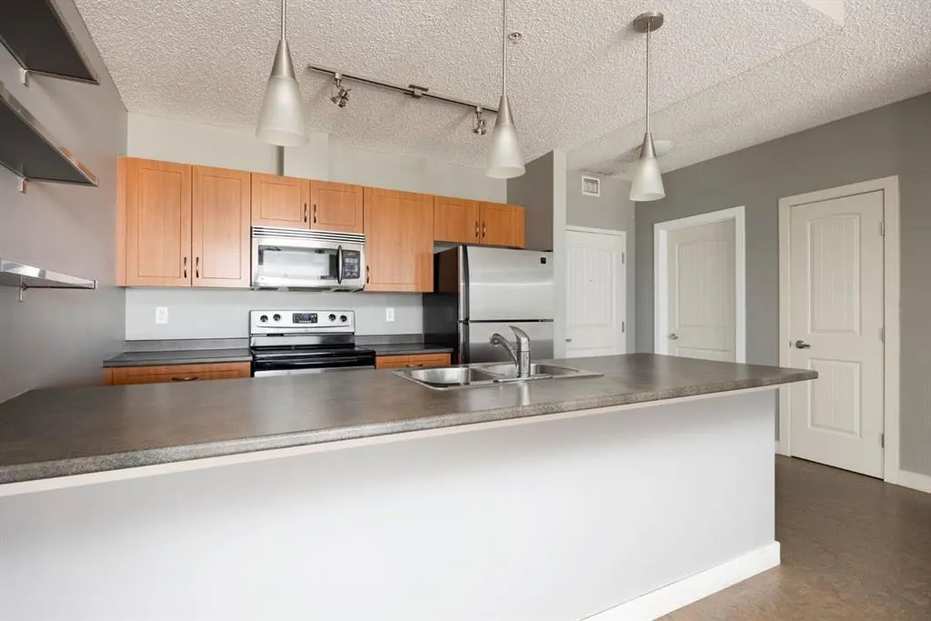 136C Sandpiper Road #606