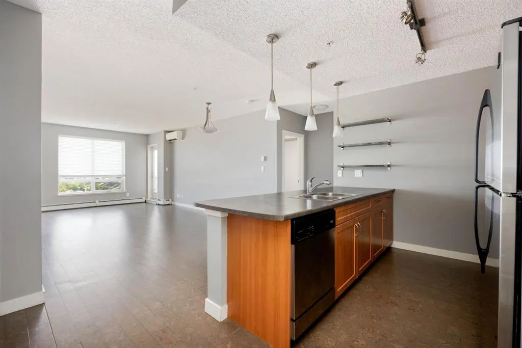 136C Sandpiper Road #606