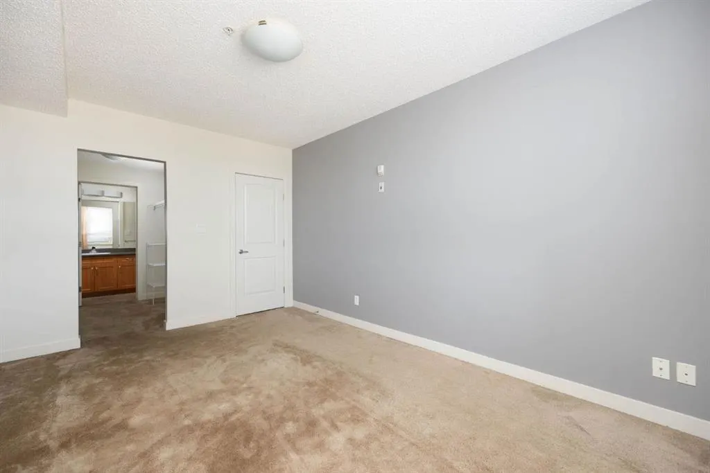136C Sandpiper Road #606