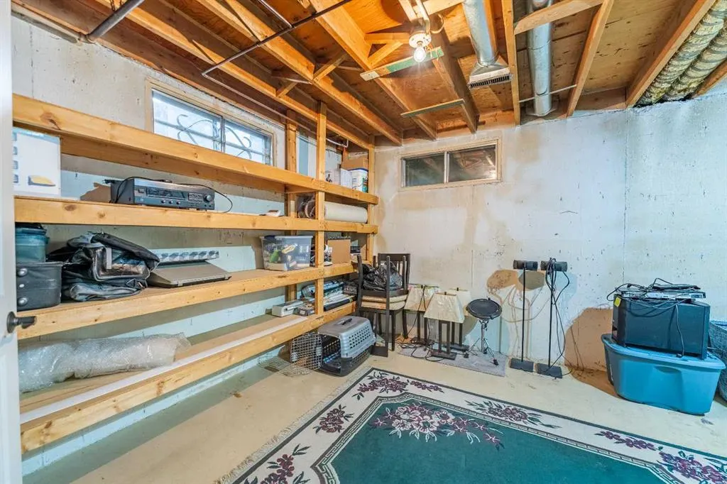 40 Fonda Crescent SE