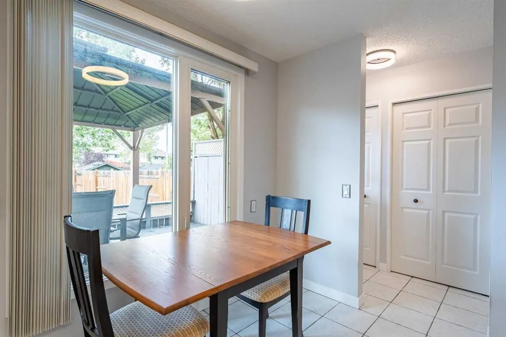 40 Fonda Crescent SE