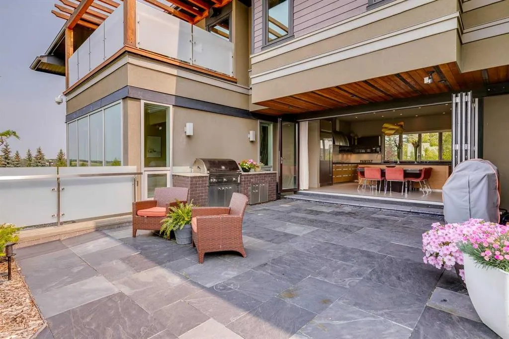 218 Grizzly Rise