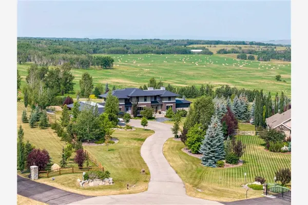 218 Grizzly Rise
