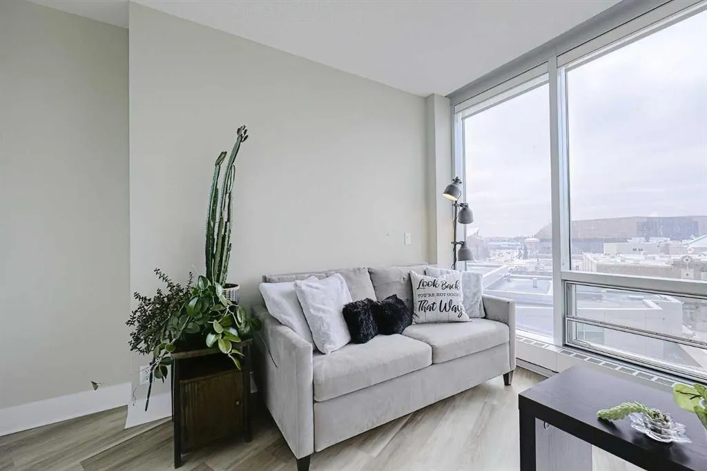 433 11 Avenue SE #705