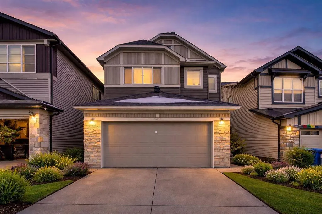 148 Savanna Close NE