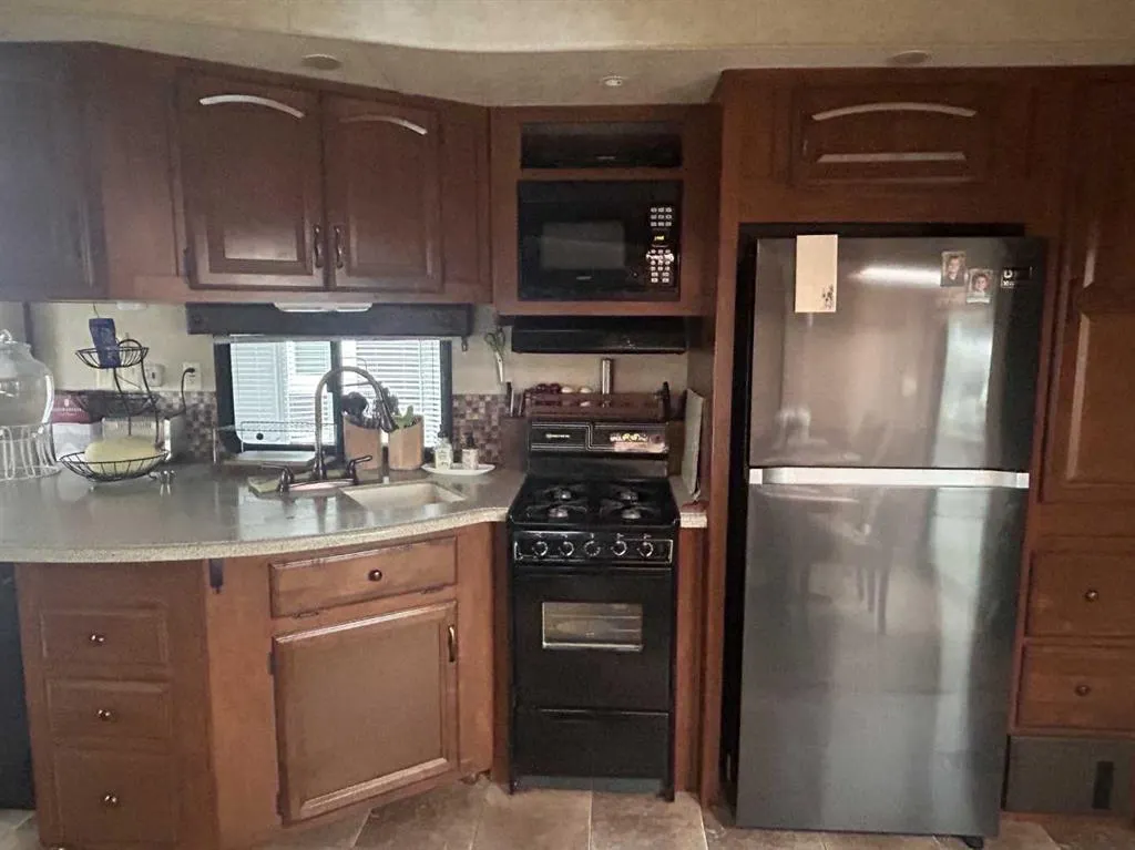233 2540 TWP 353