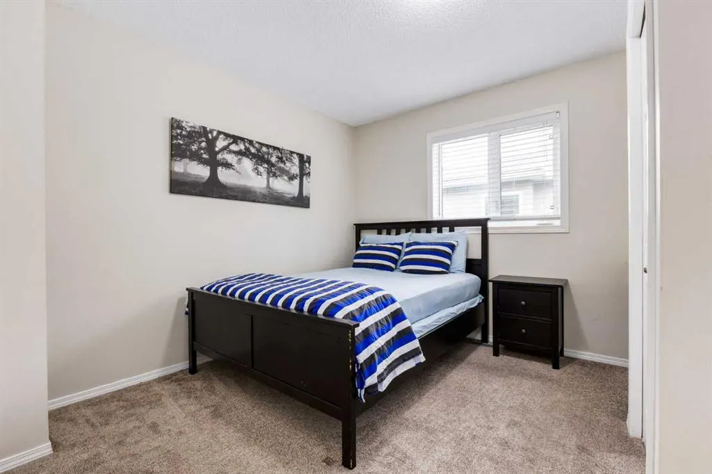 2132 35 Avenue SW #8