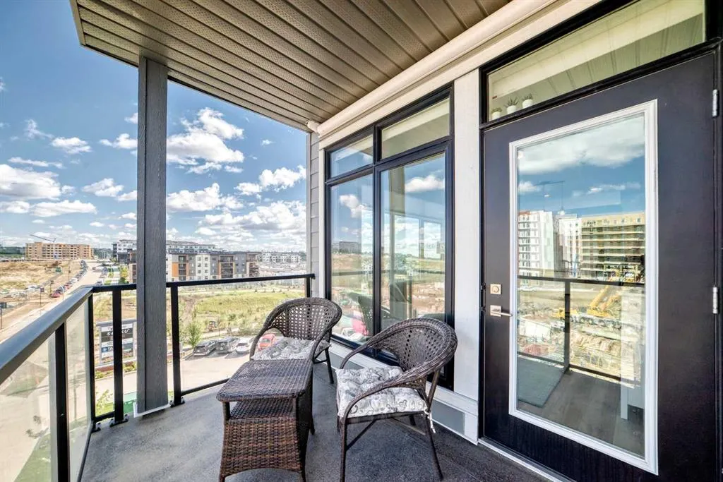 205 Spring Creek Common SW #301