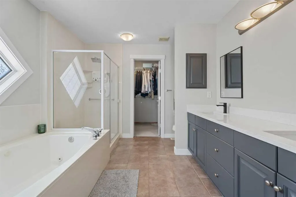 611 Cavendish Beach Bay