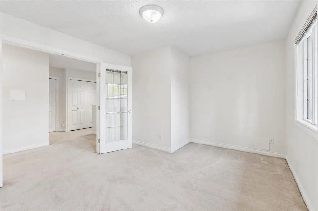 16 Varsity Estates Gardens NW