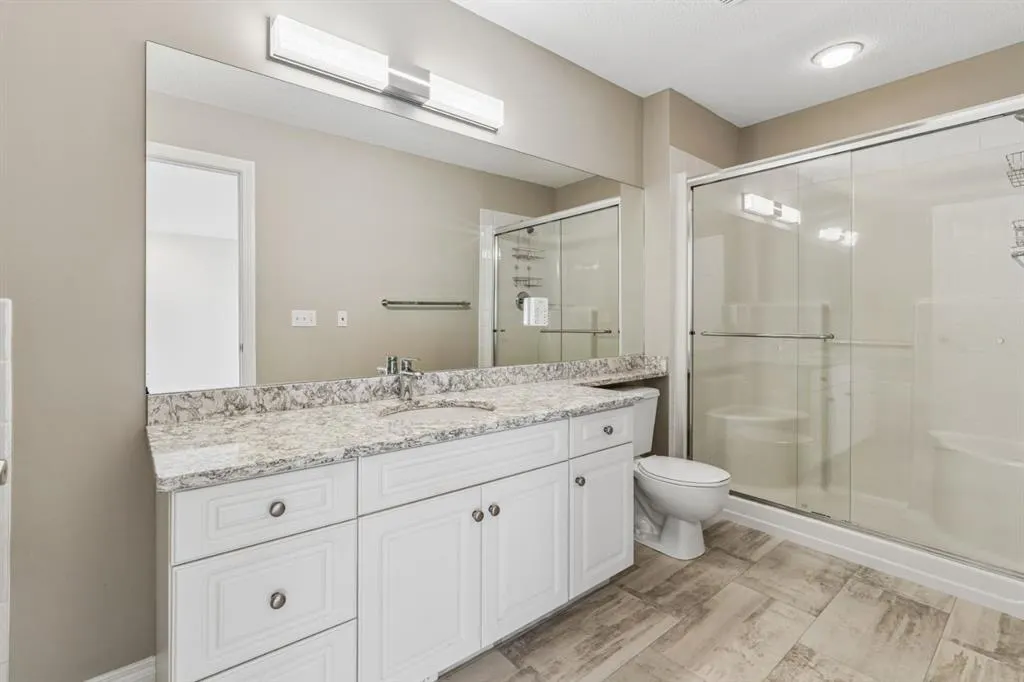 16 Varsity Estates Gardens NW