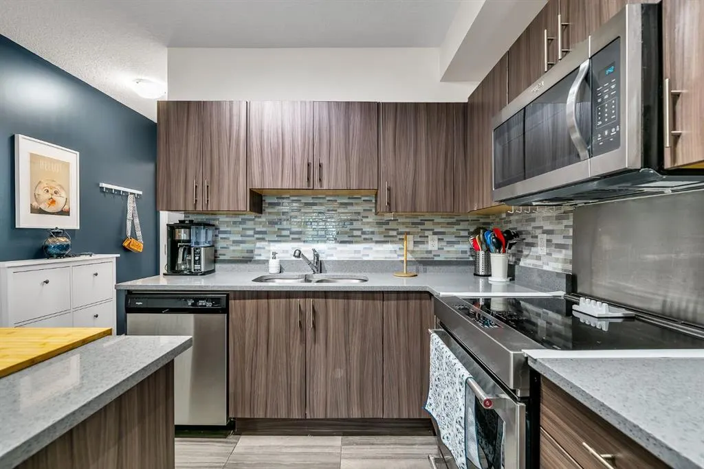 215 Legacy Boulevard SE #3305