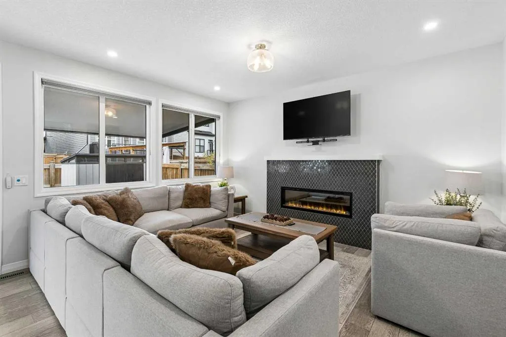 329 Magnolia Heath SE