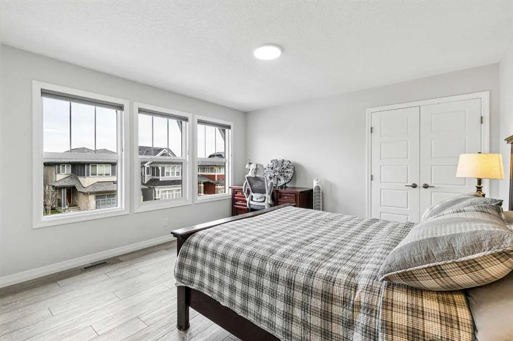 329 Magnolia Heath SE
