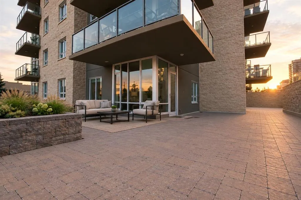 210 15 Avenue SE #205