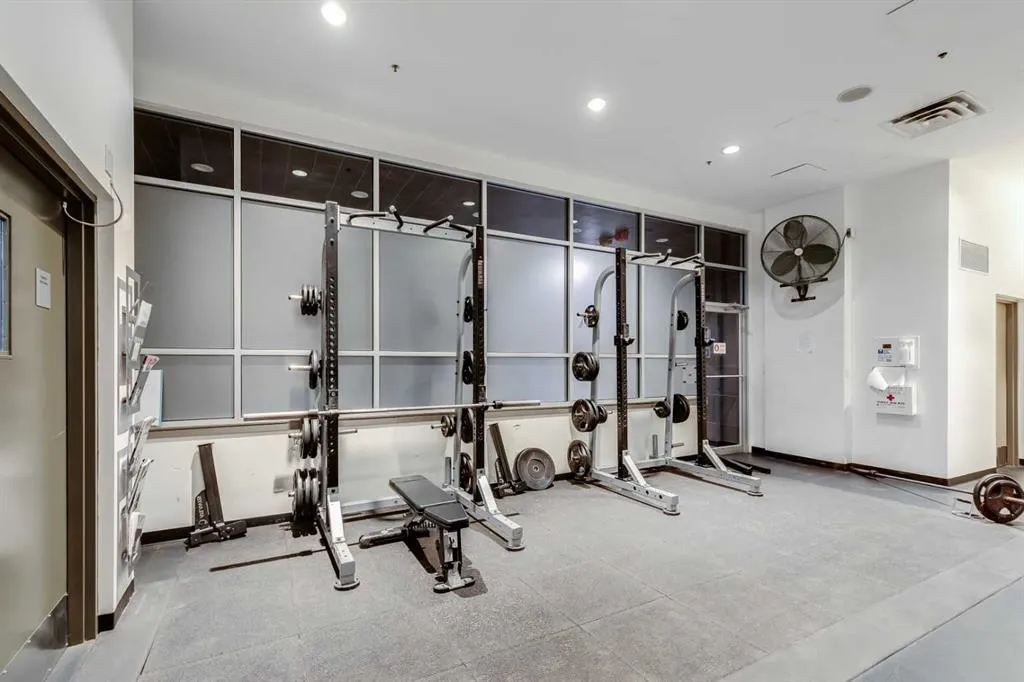 210 15 Avenue SE #205