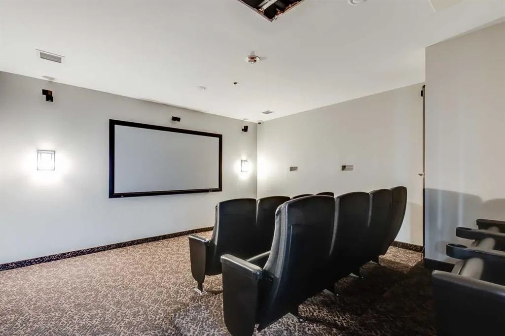 210 15 Avenue SE #205