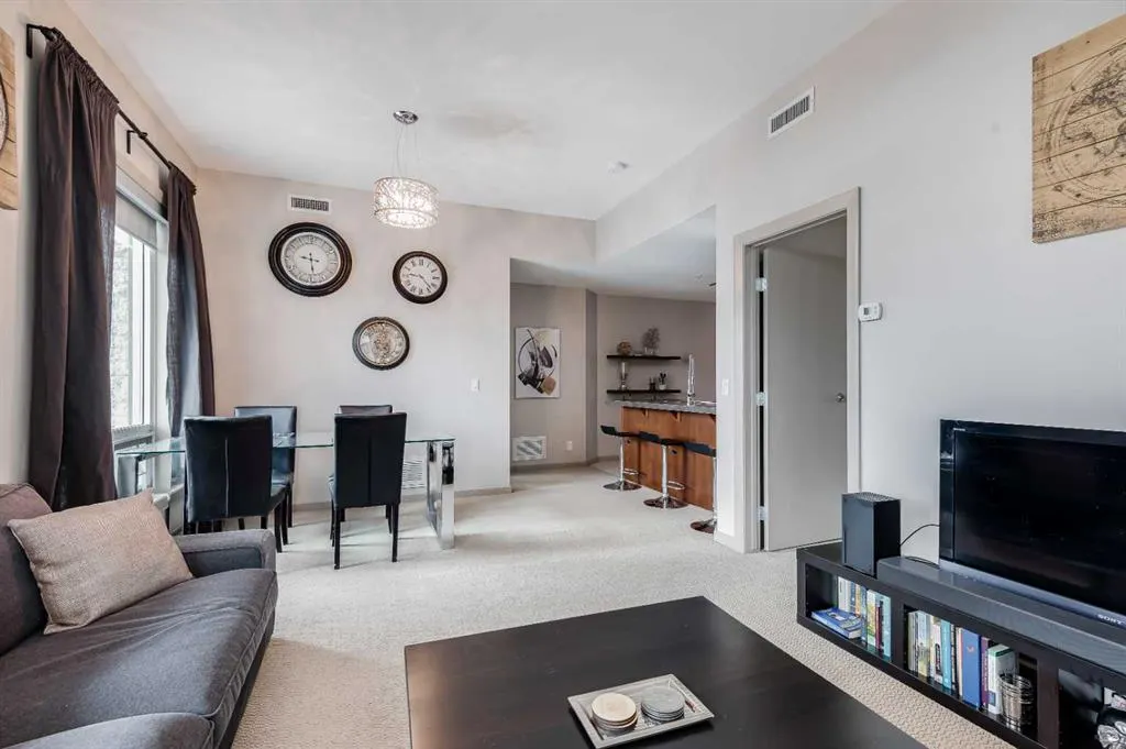 210 15 Avenue SE #205