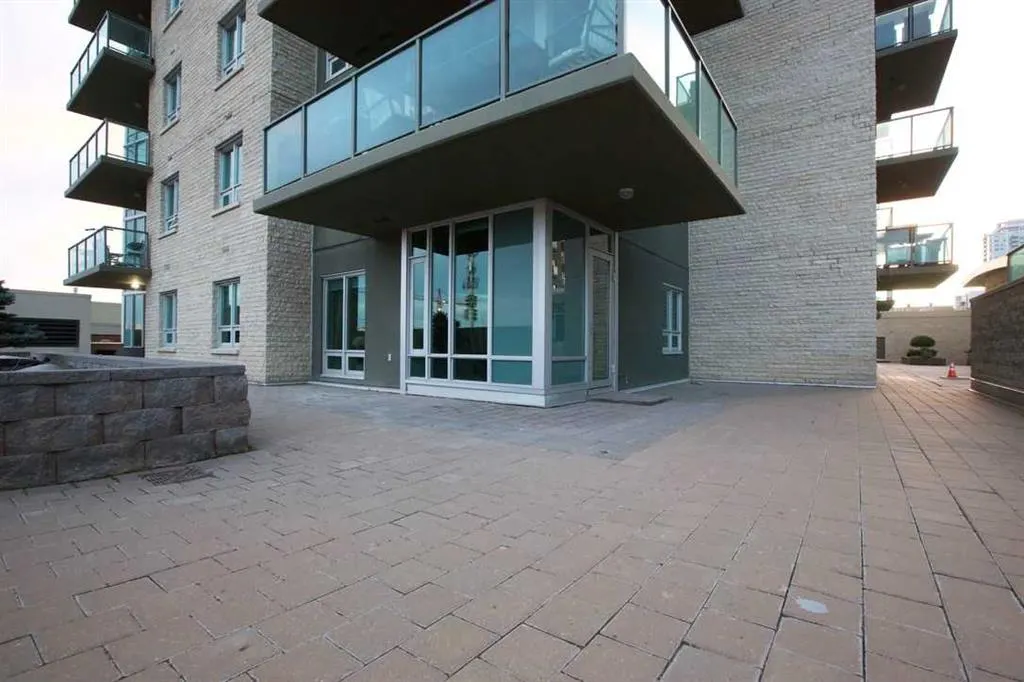 210 15 Avenue SE #205