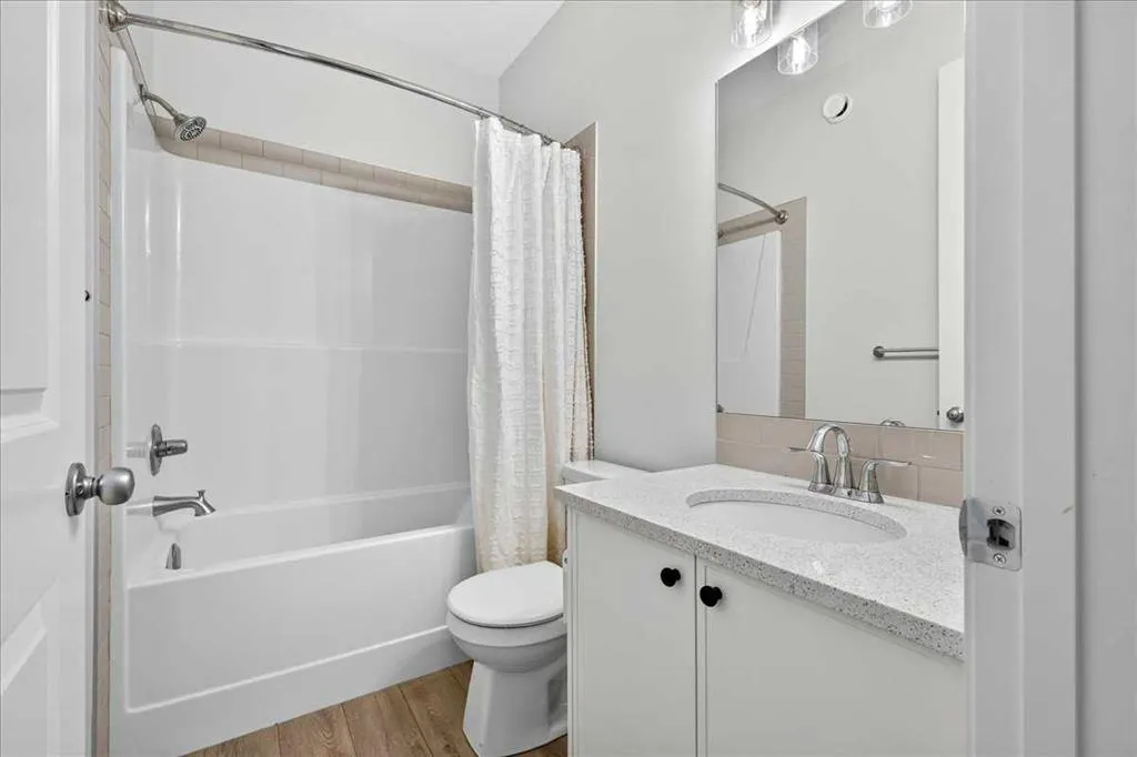 128 Setonstone Manor SE