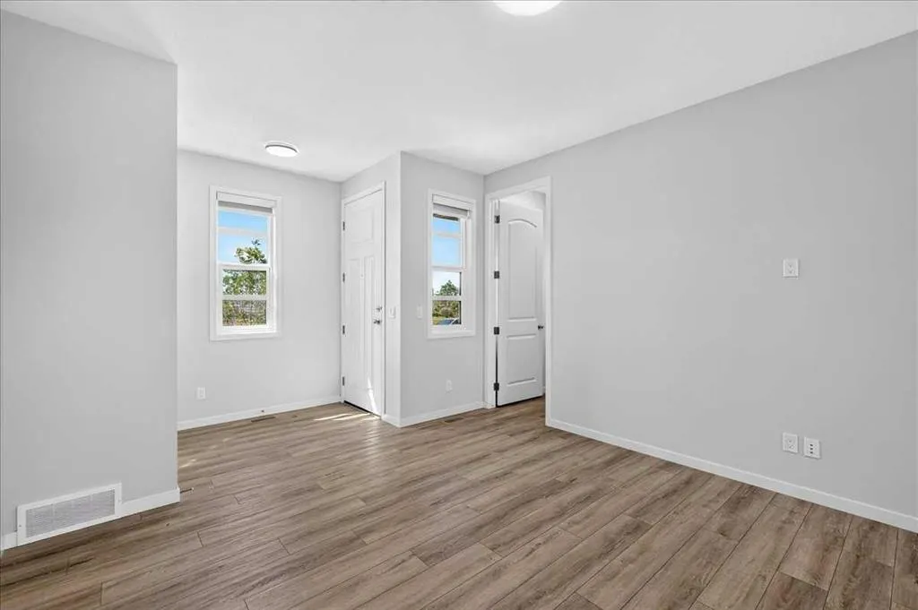 128 Setonstone Manor SE