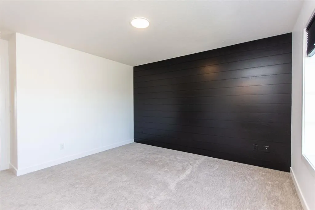 65 Evergreen Way