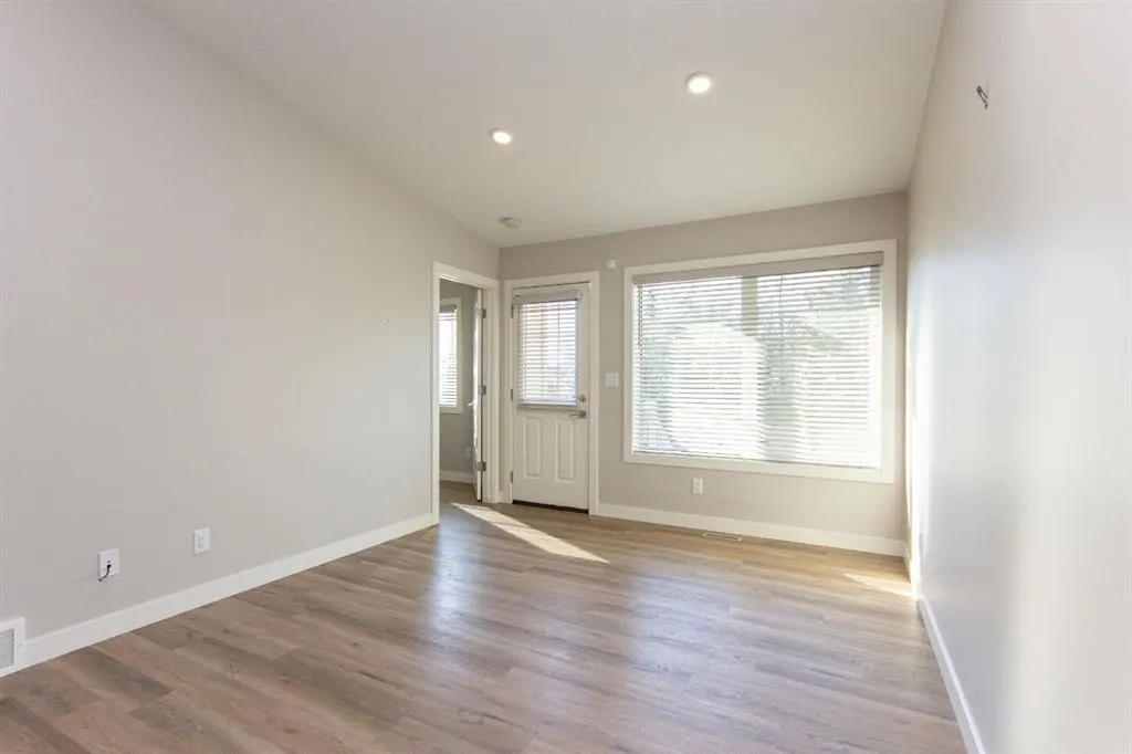 45 Golden Crescent