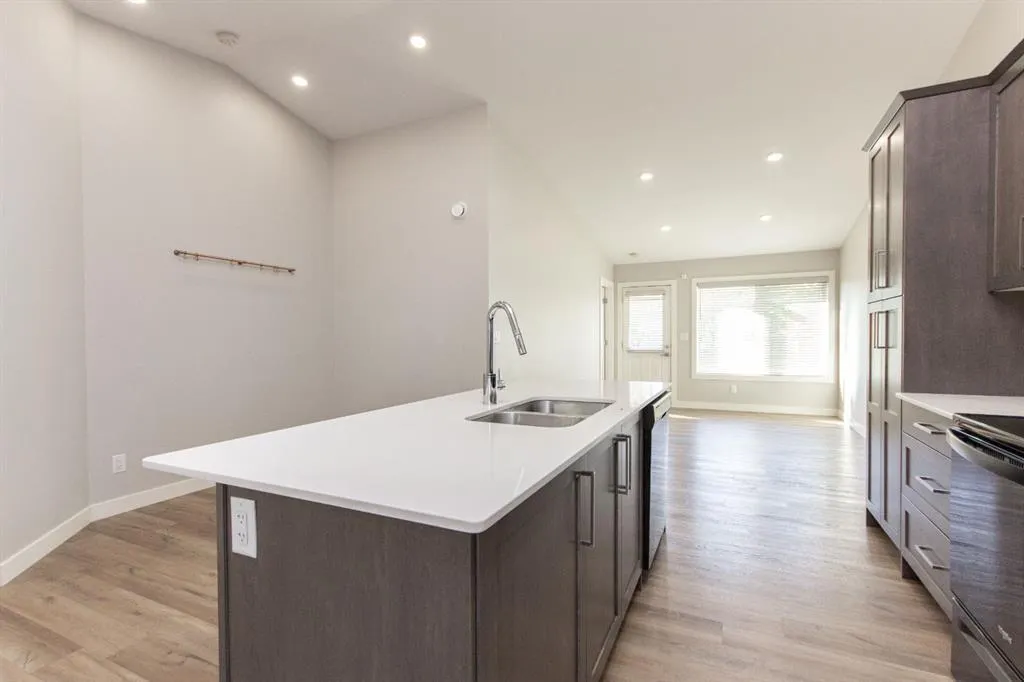 45 Golden Crescent