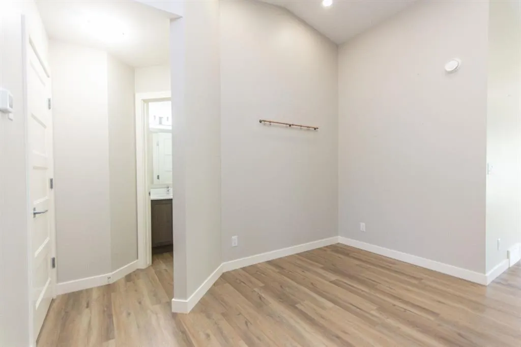 45 Golden Crescent