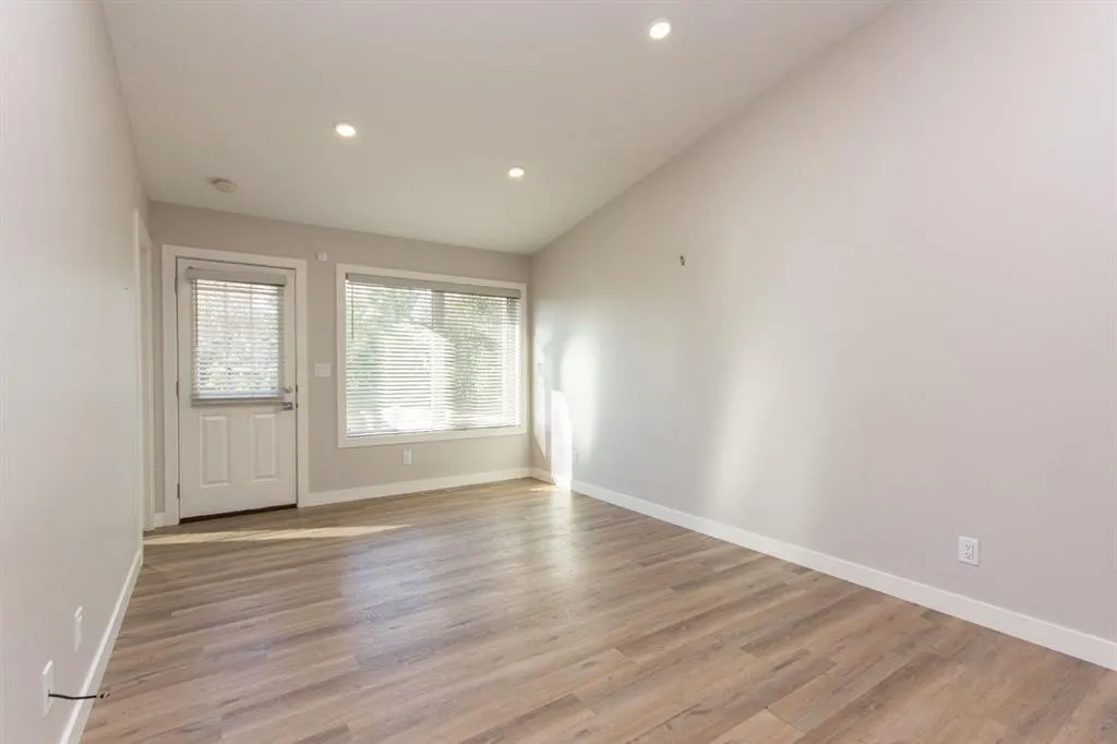 45 Golden Crescent