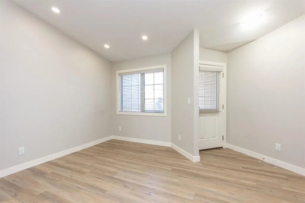45 Golden Crescent