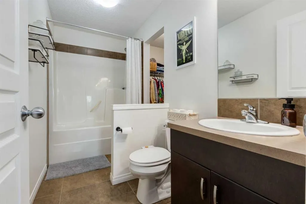 26 Auburn Bay Common SE