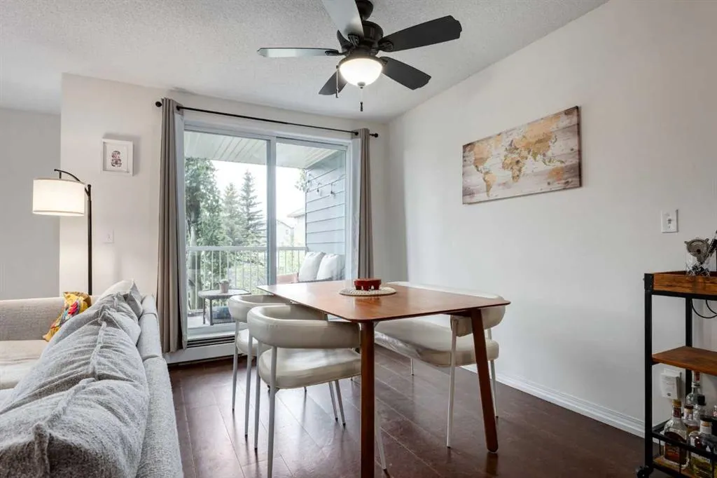 26 Auburn Bay Common SE
