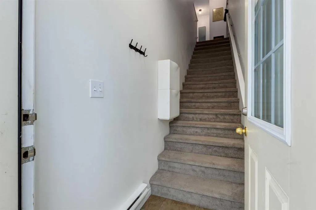 26 Auburn Bay Common SE