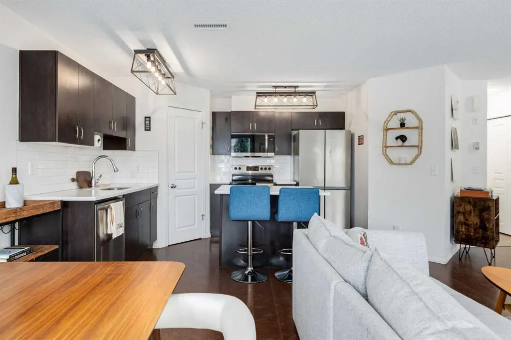 26 Auburn Bay Common SE