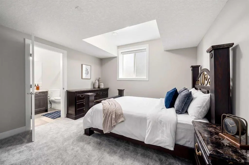 148 Kinniburgh Loop