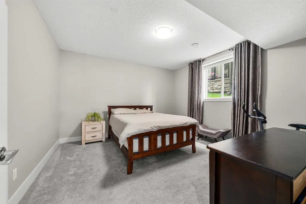 148 Kinniburgh Loop