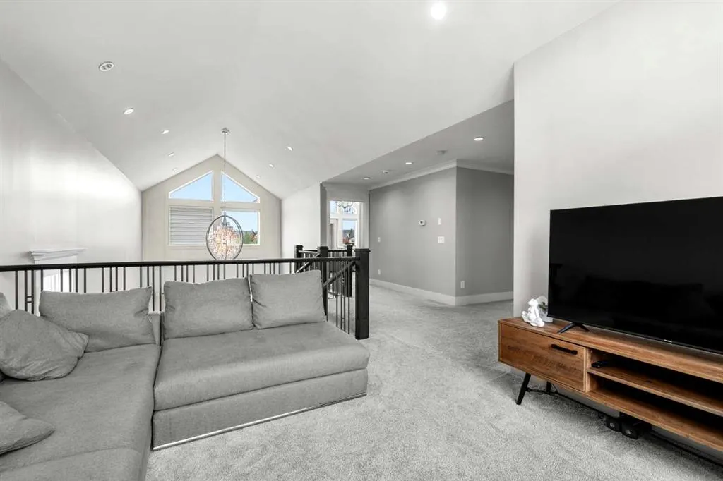 148 Kinniburgh Loop
